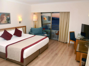 Korumar Deluxe Hotel