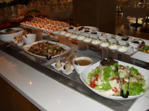 Napa Mermaid Hotel & Suites