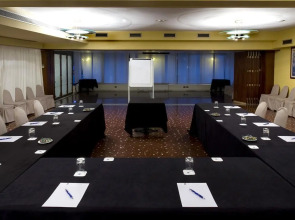 Отель Ciudad de Castelldefels