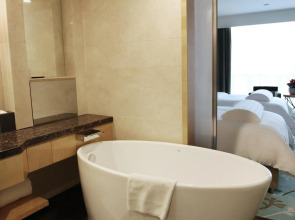 Pullman Linyi Lushang