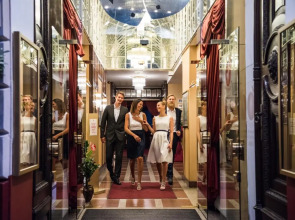 Theaterhotel & Suites Wien