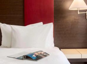 NH Amsterdam Schiphol Airport