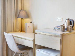 BreakFree on Broadway Sydney