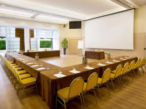 Starhotels Grand Milan