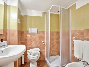 Ravanas 314 Bari Near Station