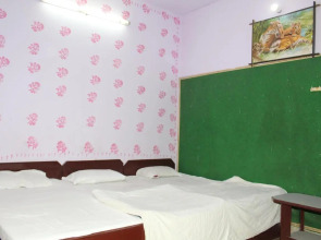 Hotel Raj Bed & Breakfast