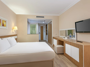 Dobedan World Palace