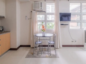 Tess and Tessha Condotel near T3 Airport