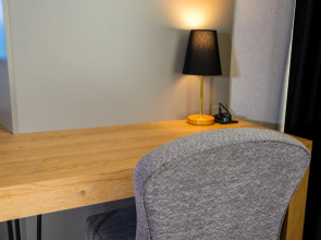 Brand Business Suits