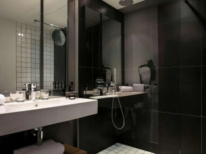 Melia Paris La Defense