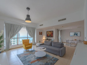 Marco Polo - Charming & Spacious 2BR Apt with Dubai Eye Views