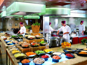 Beijing Sky House Business Hotel (formerly Beijing Century Hong Kong Hotel)