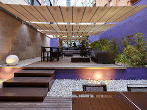 Отель Barcelona Catedral