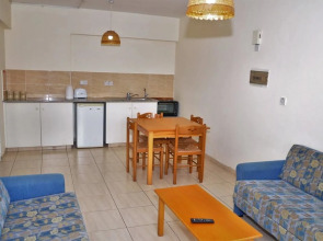 Mariela Hotel Apartments