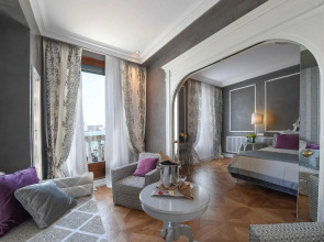 Hotel Savoia & Jolanda