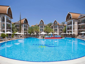 Quattro Beach Spa & Resort Hotel
