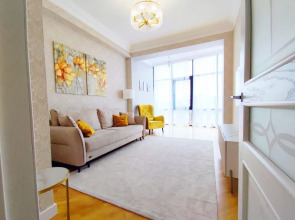 Апартаменты на проспекте Акулиничева 6