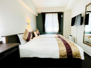 Eins Inn Umedahigashi