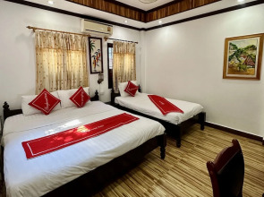 Singharat Boutique House