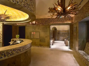 Grande Real Villa Italia