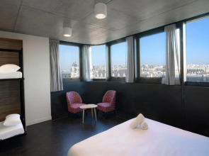 The People Paris Marais