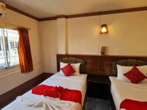 Vech Guesthouse Patong