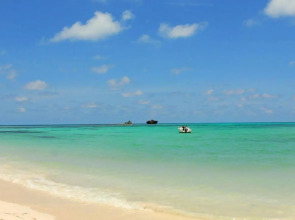 Cocoplum Beach Hotel