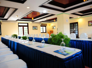 L'Azure Resort and Spa