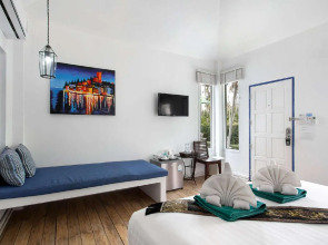 The White Knot Koh Chang