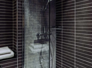 Отель Pentahotel Reading