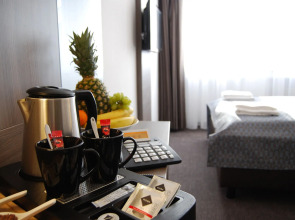 Dom Hotel Am Römerbrunnen