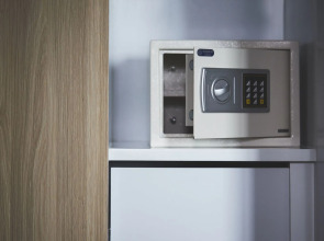 Theorie Hotel Sukhumvit 107 by SLH