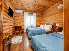 House Izbushka (Zhiloj dom)