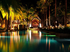 Twinpalms Surin Beach Phuket