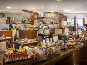 Valamar Riviera Hotel & Residence