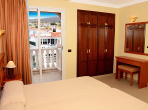 Apartamentos Callao Mar