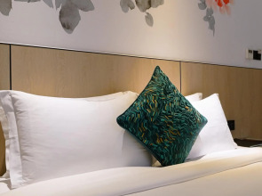 Paco Hotel Tiyuxilu Metro Guangzhou-Free Shuttle Bus during Canton Fair