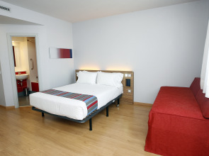 Travelodge Valencia Aeropuerto