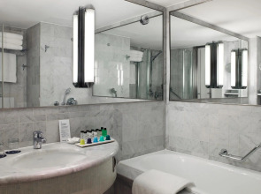 Sheraton Paris Charles de Gaulle Airport Hotel