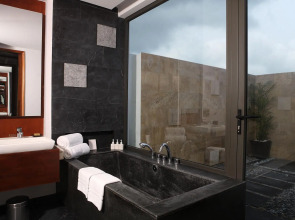 Sunrise Premium Resort Hoi An