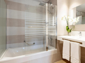 Hotel ILUNION Caleta Park