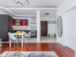 Apartment Lobzowska Cracow by Renters