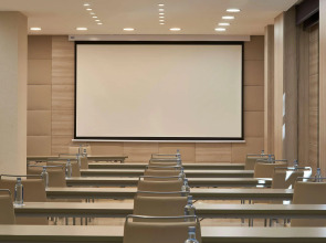 NH Valencia Las Artes