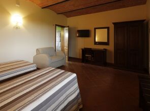 Agriturismo Poggio al Tufo