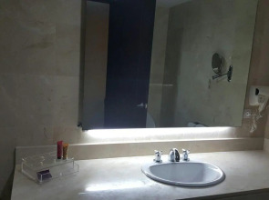 Hotel Suites Ambassador