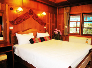 JJ Bungalow & Guest house