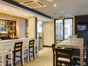 Protea Hotel by Marriott Cape Town Waterfront Breakwater Lodge