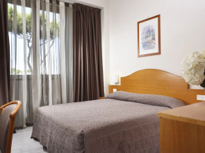 Isola Sacra Rome Airport