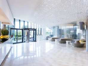 NH Bratislava Gate One