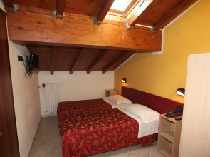 Hotel Mantegna Stazione , Mantegna Hotels